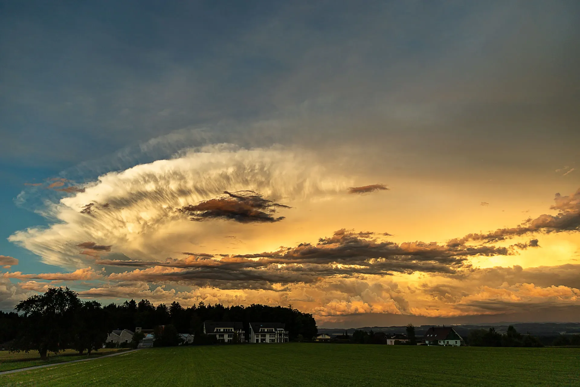 Kumulonimben-Gewitterwolken
